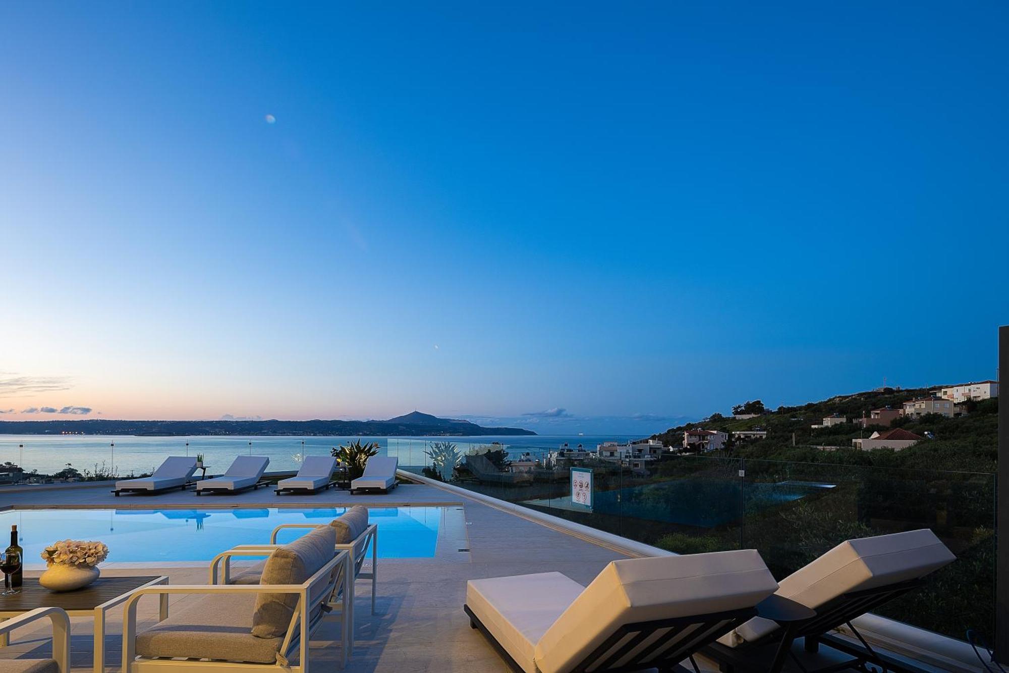 Royal Bird Private Villa Kalyves Exterior photo